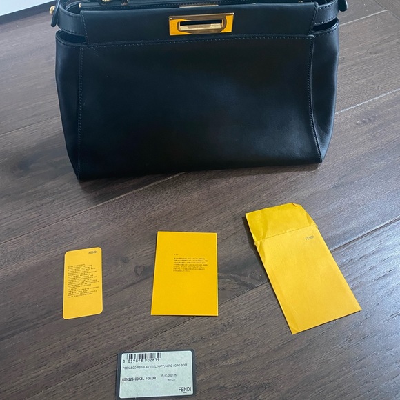 Additional photo - Fendi Calfskin Medium Peekaboo - Picture 10 of 12